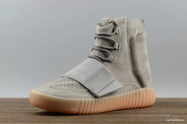 ADIDAS YEEZY GREY BOOST LIGHT BB1840 GLOW GUM 750 DARK 0713
